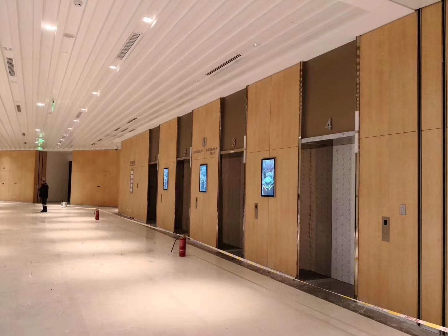 室內(nèi)抗倍特掛墻板